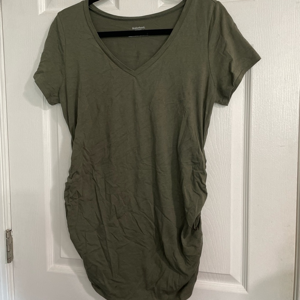 Maternity Green Short Sleeve Tee with Side Ruching